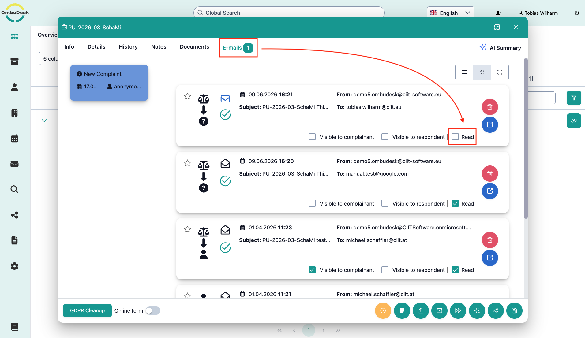 The image shows the history in the digital case file view. The history and the "read" box are highlighted in color. This is how a message can be marked as read.